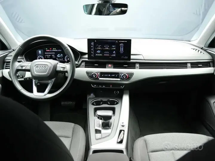 Audi A4 Avant 2023 photo 4