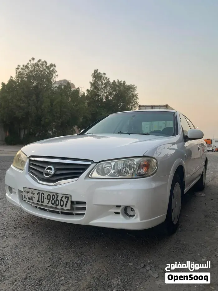 Nissan Sunny 2013 photo 2