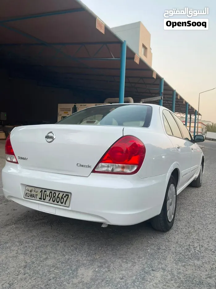 Nissan Sunny 2013 photo 4