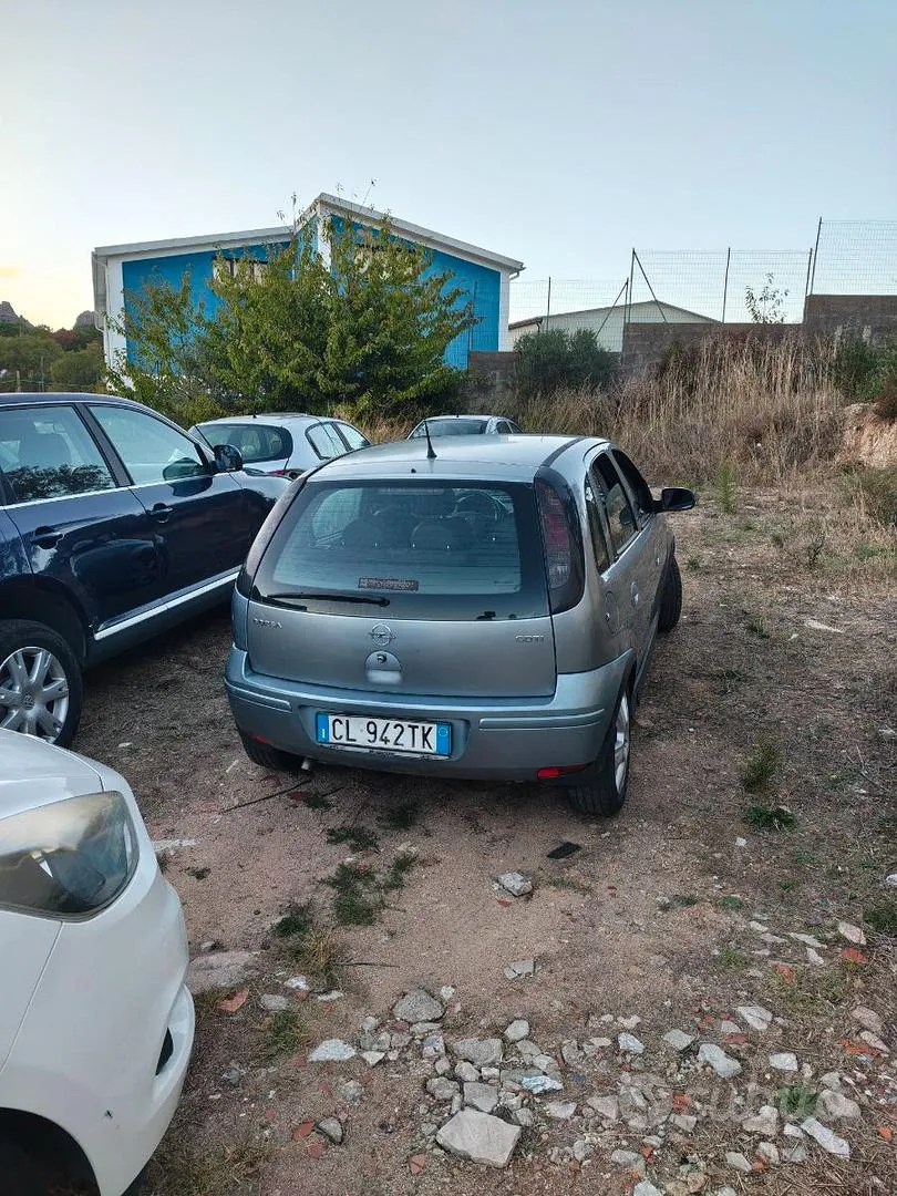Opel Corsa 2004 photo 3