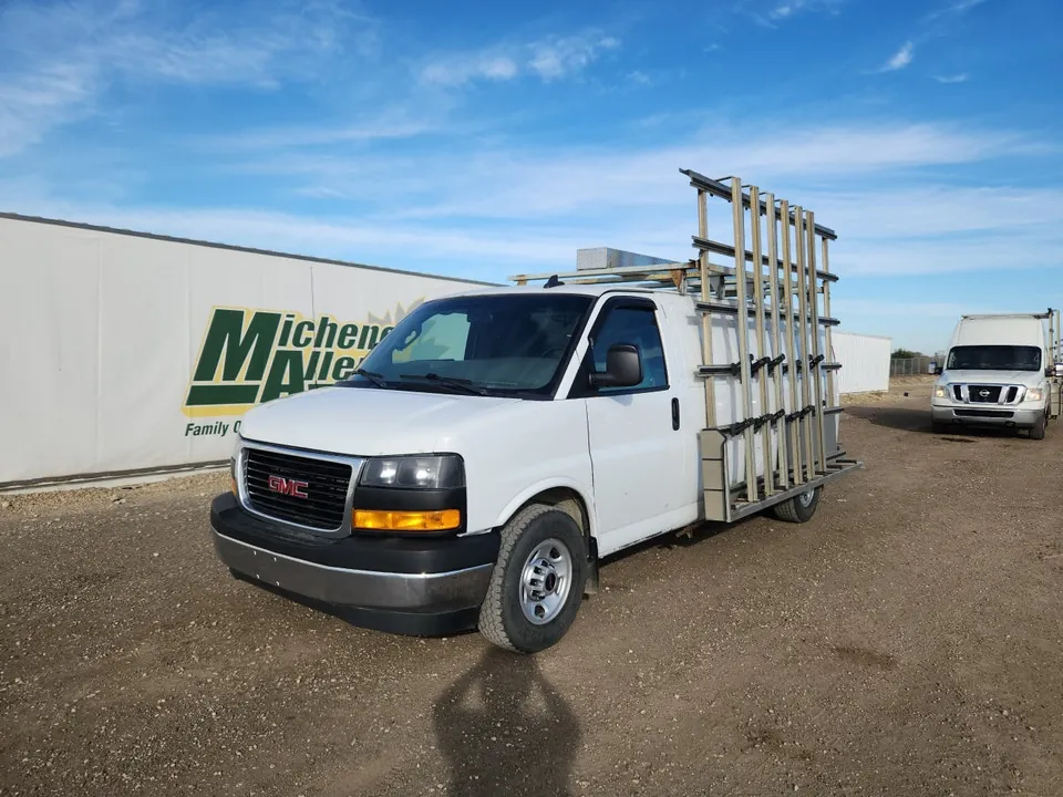 GMC Savana