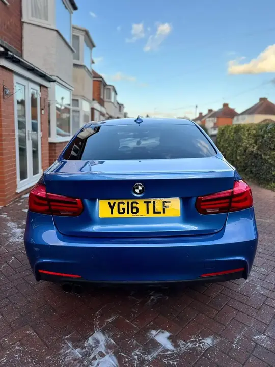 BMW 3 Series 2016 photo 3