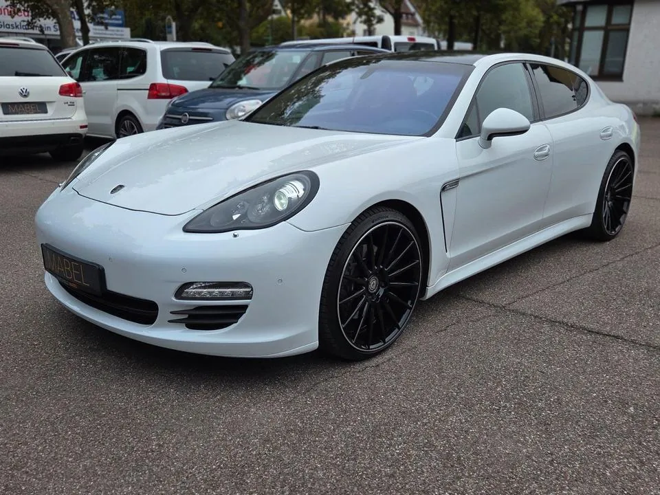 Porsche Panamera