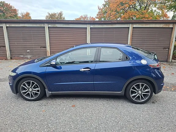 Honda Civic 2010 photo 3