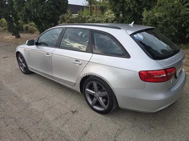 Audi A4 2012 photo 4