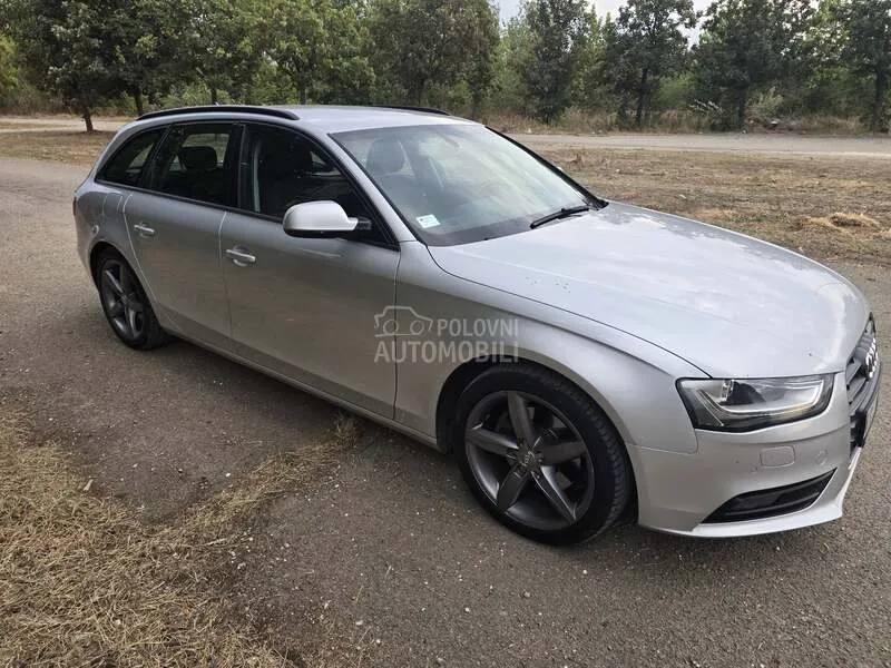 Audi A4 2012 photo 5