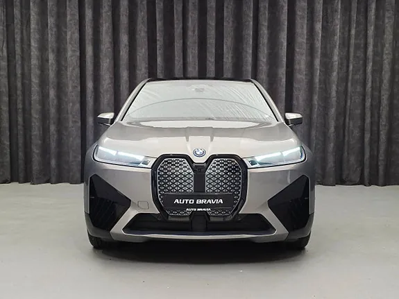BMW Ix 2023 photo 2