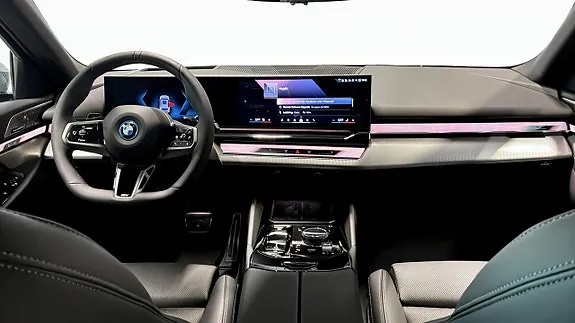 BMW 530E 2026 photo 4