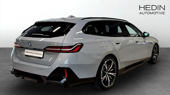BMW 530E 2026 photo 2