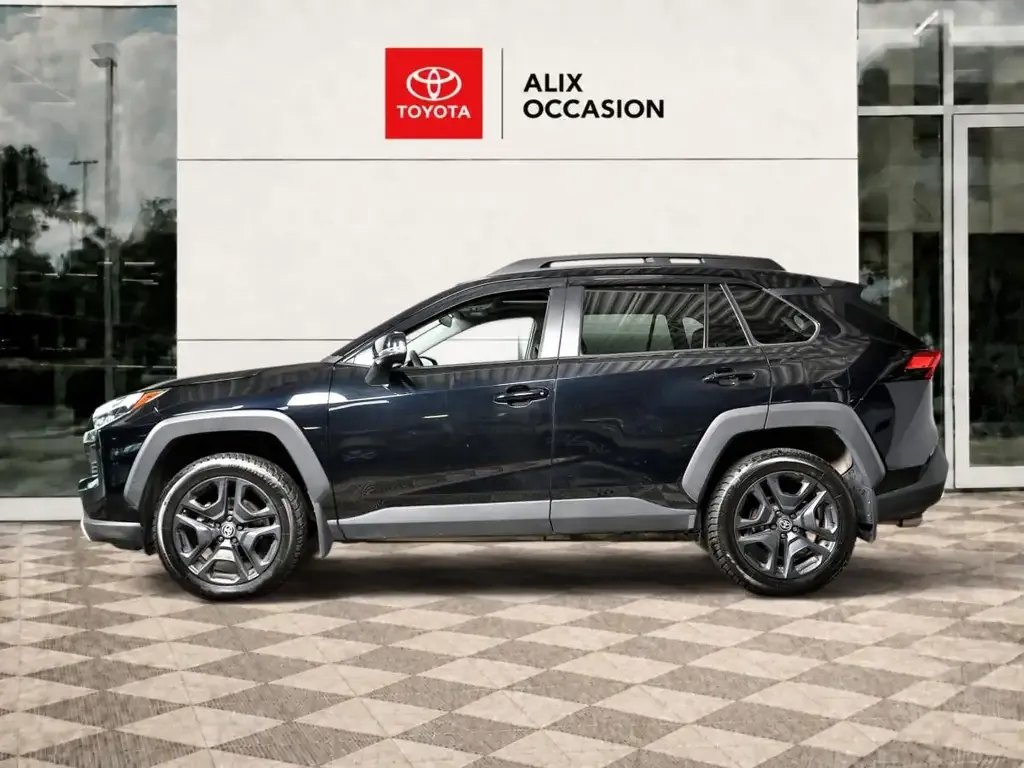 Toyota Rav4 2023 photo 3