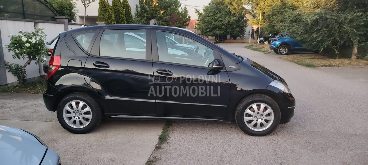 Mercedes-Benz A 160 2009 photo 4