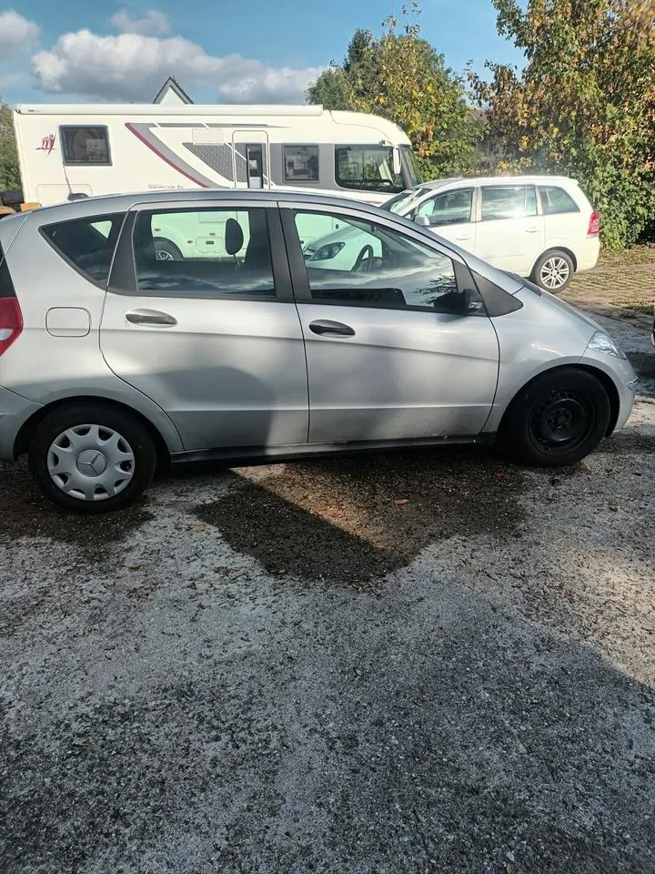 Mercedes-Benz C180