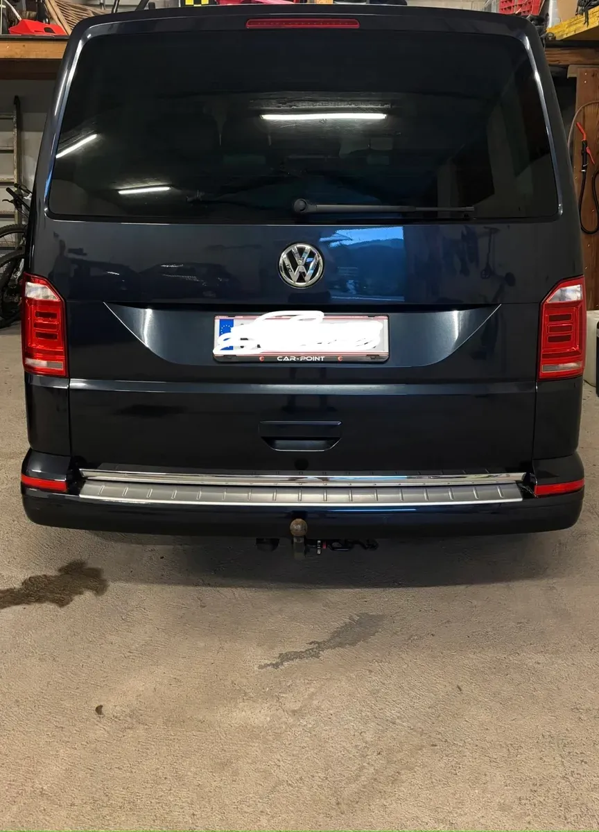 Volkswagen Multivan 2015 photo 3