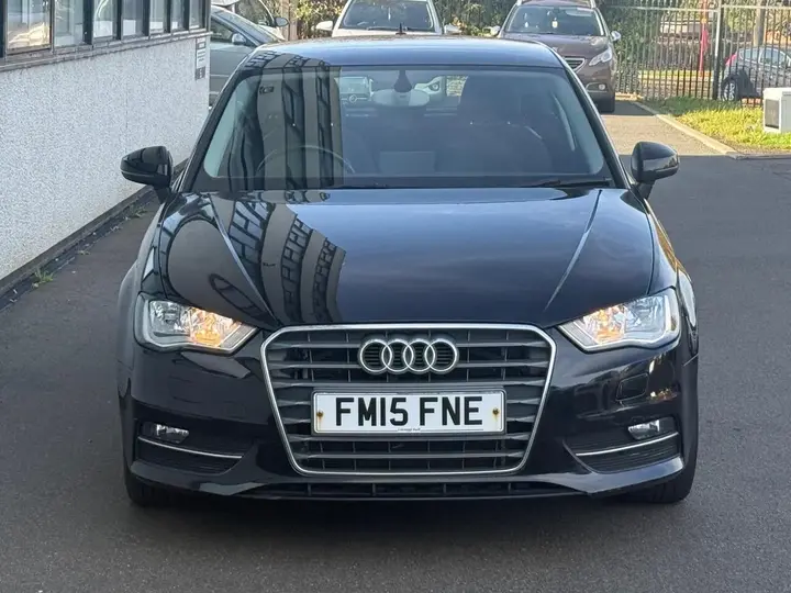 Audi A3 2015 photo 4