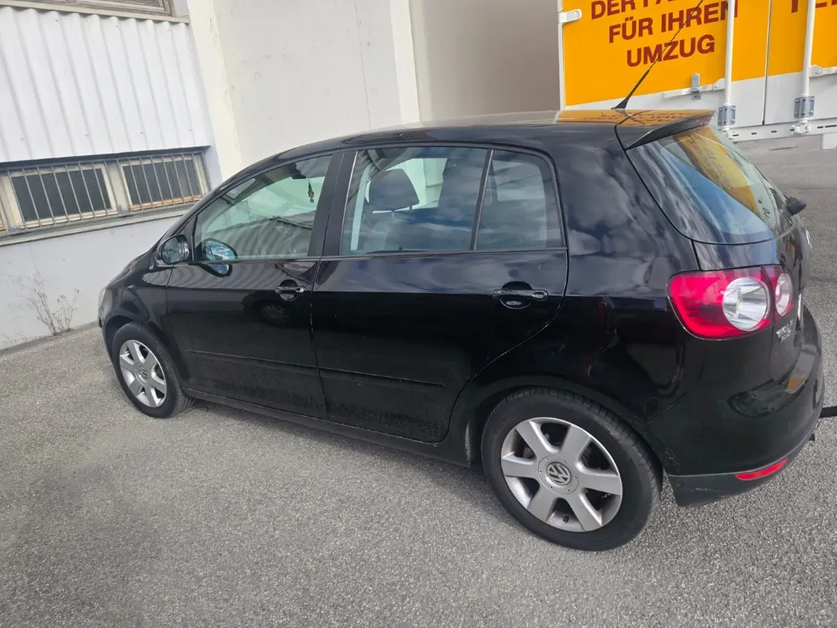 Volkswagen Golf 2006 photo 2