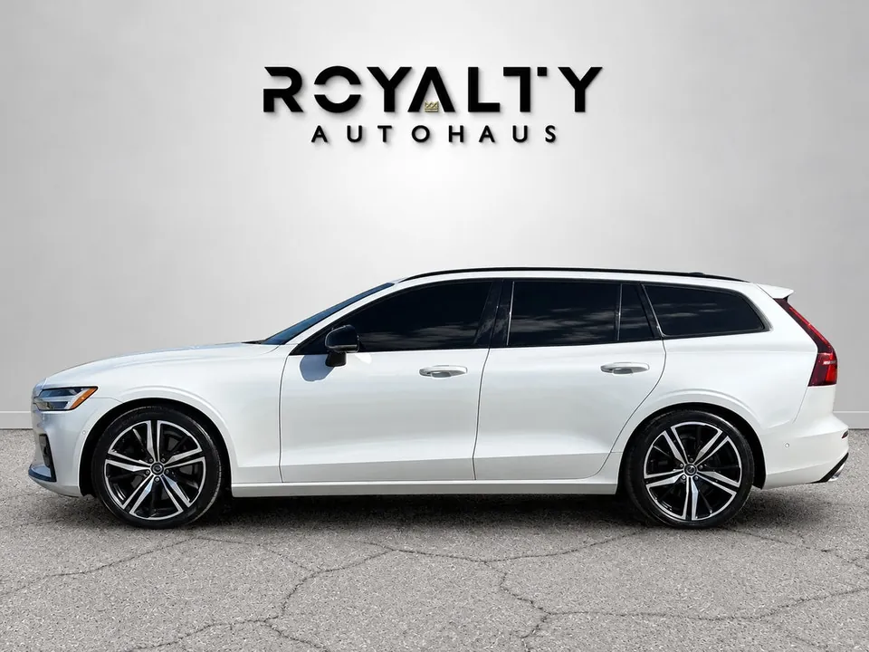 Volvo V60 2021 photo 2