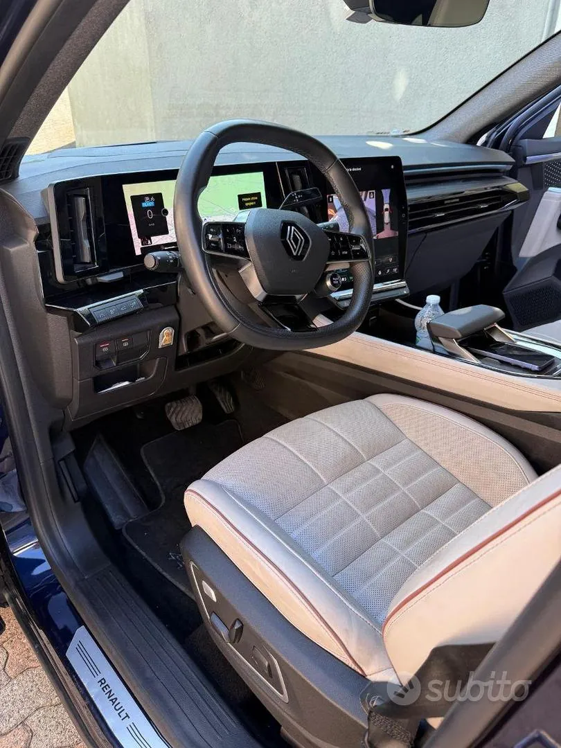 Renault Espace 2023 photo 2