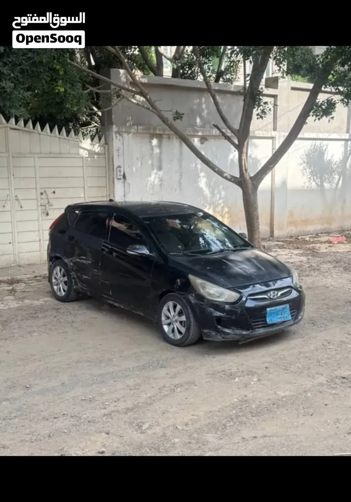 Hyundai Accent 2013 photo 2