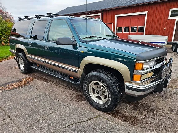Chevrolet Suburban 1998 photo 4