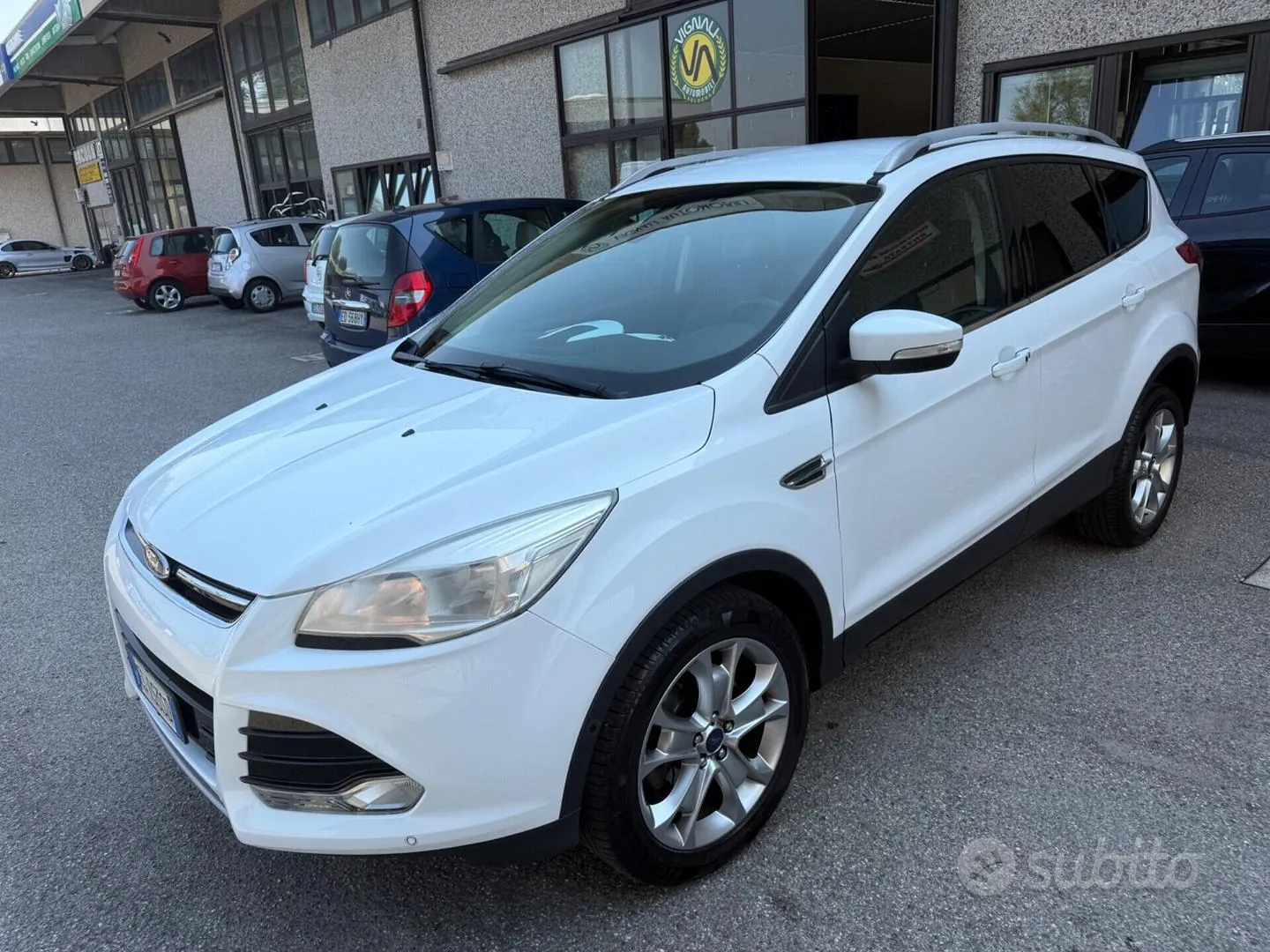 Ford Kuga 2014 photo 2
