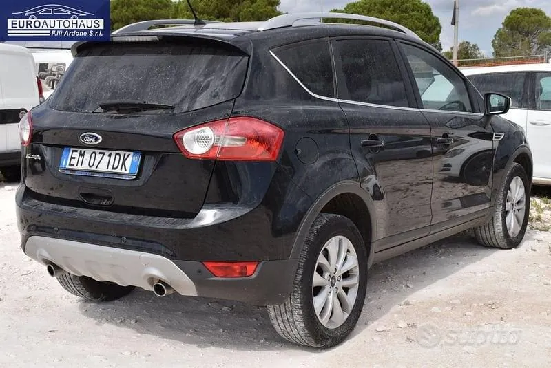 Ford Kuga 2012 photo 3