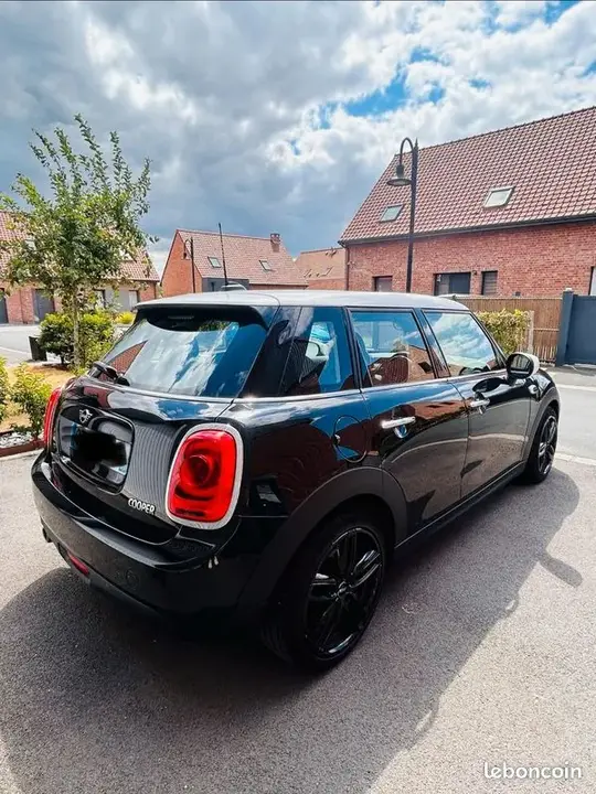 Mini Mini Cooper 2019 photo 2