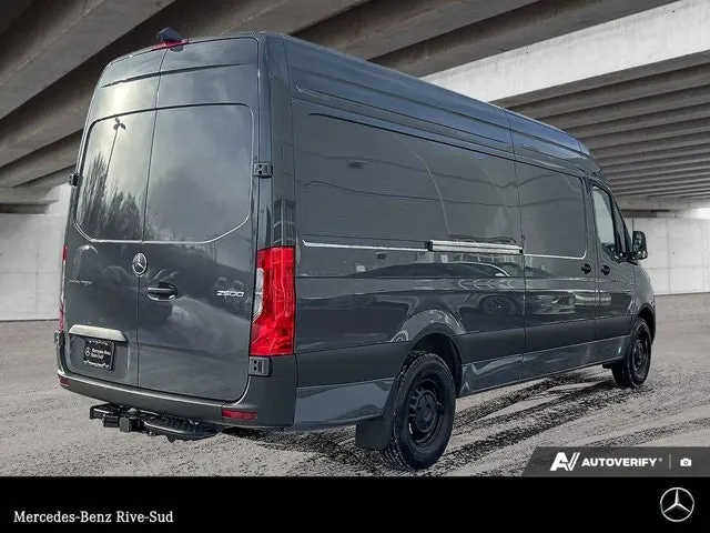 Mercedes-Benz Sprinter 2026 photo 5