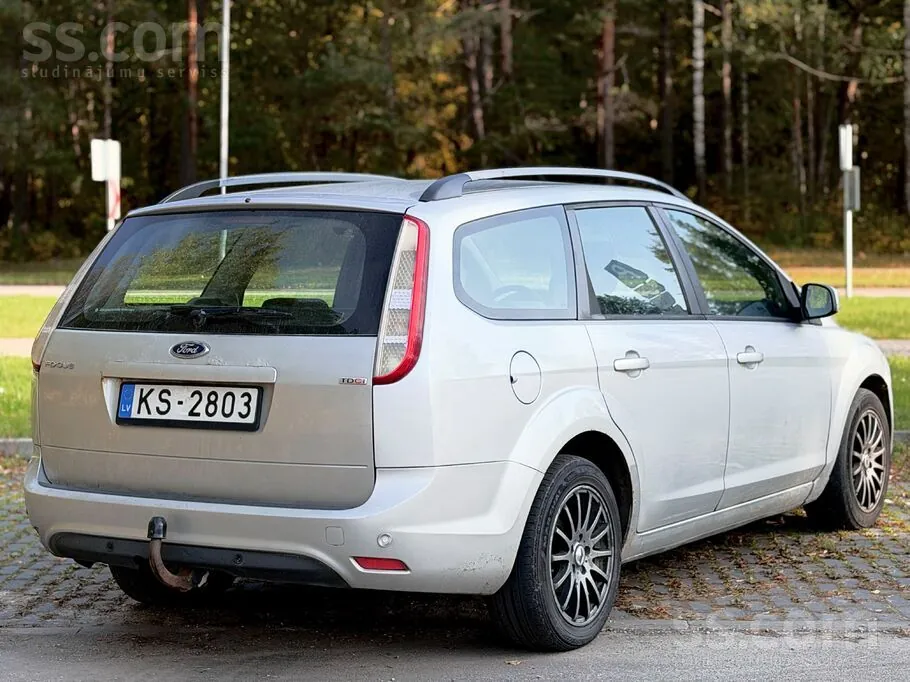 Ford Focus 2008 photo 3