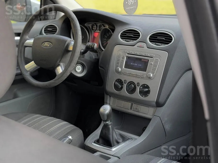 Ford Focus 2008 photo 4