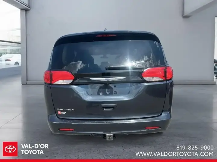 Chrysler Pacifica 2019 photo 3