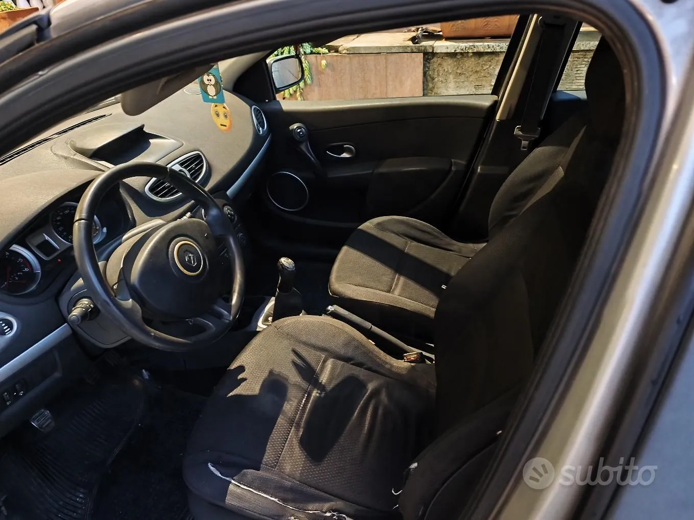 Renault Clio 2006 photo 5