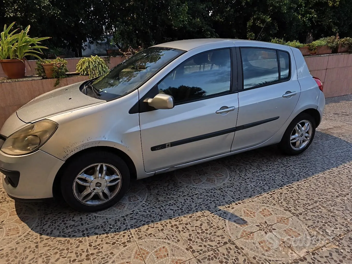 Renault Clio 2006 photo 3