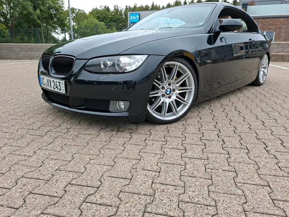 BMW E93