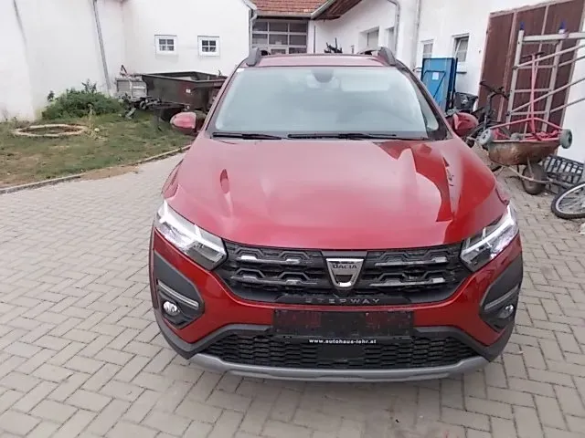 Dacia Sandero Stepway 2022 photo 3