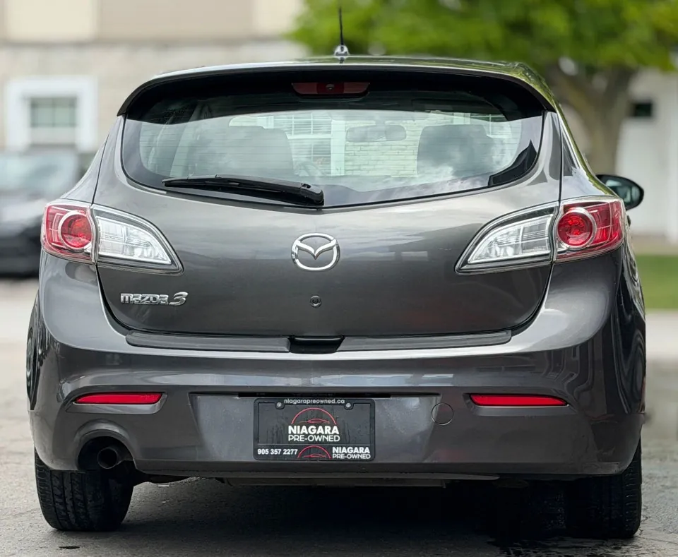 Mazda Mazda3 2011 photo 4