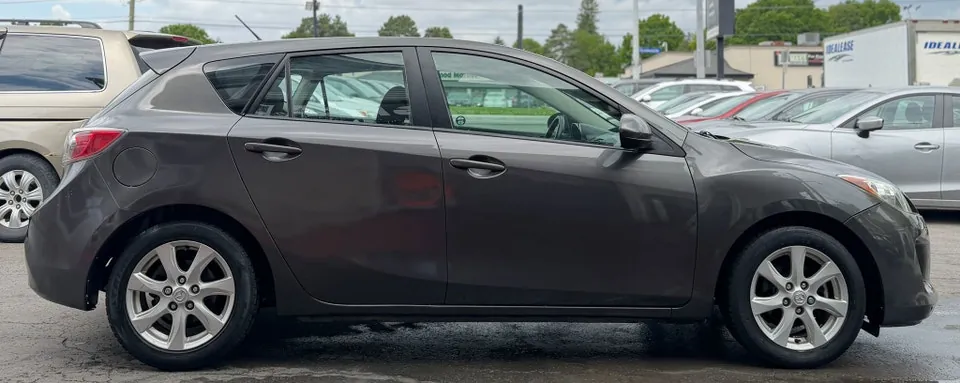 Mazda Mazda3 2011 photo 5