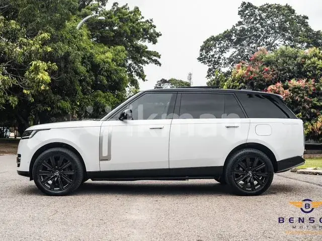 Land Rover Range Rover 2026 photo 5