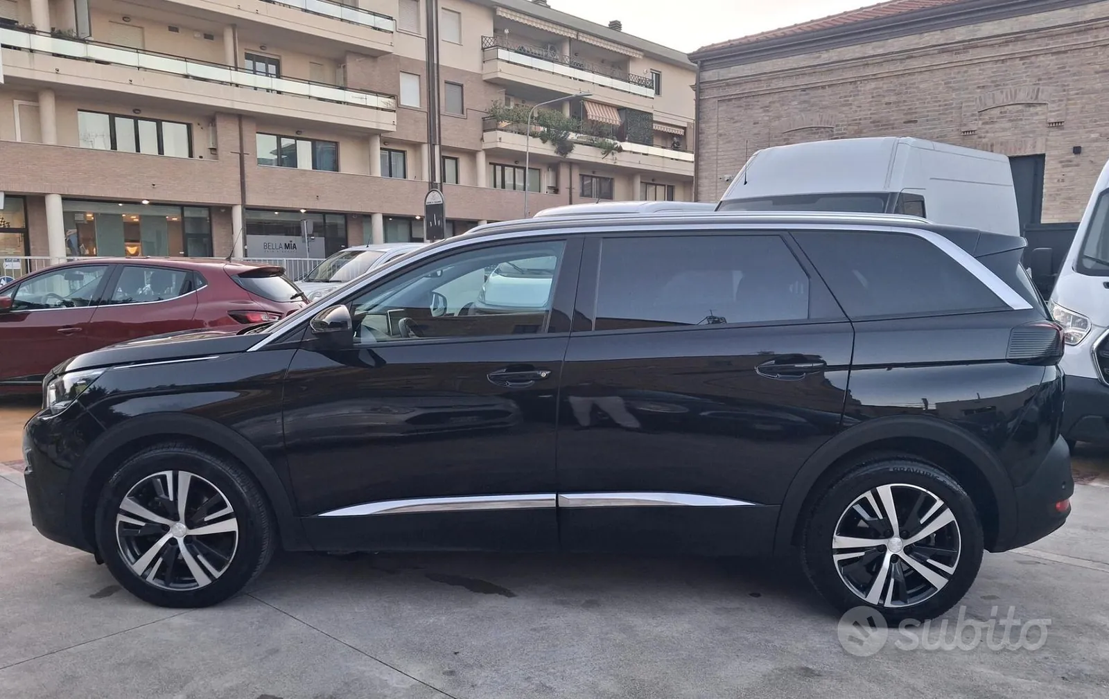 Peugeot 5008 2020 photo 3