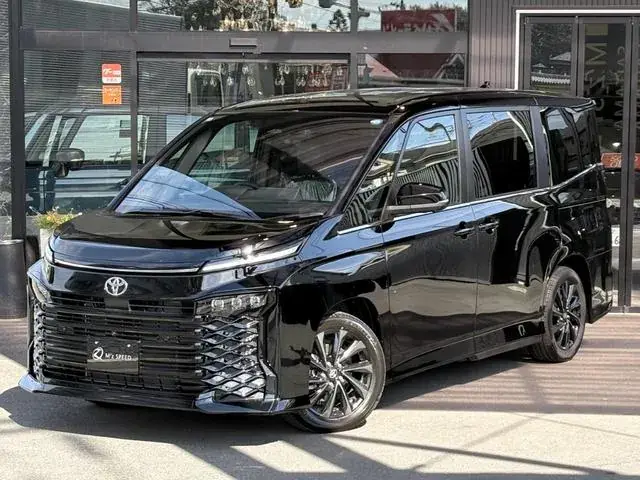 Toyota Corolla Hybrid 2026 photo 2