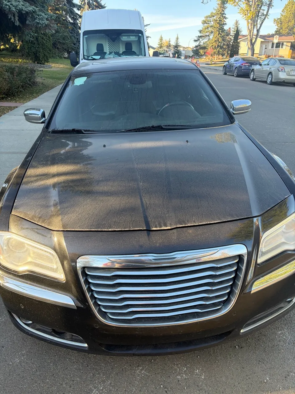 Chrysler 300C 2011 photo 2