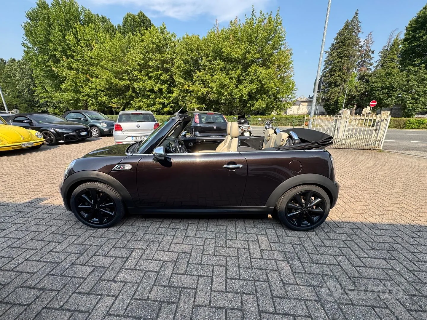 Mini Mini
