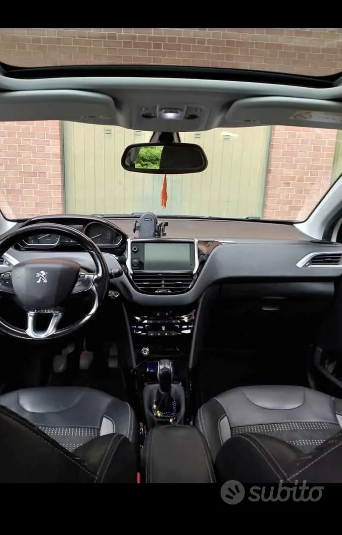 Peugeot 2008 2015 photo 3