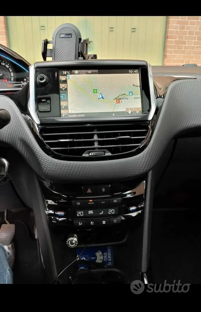 Peugeot 2008 2015 photo 4