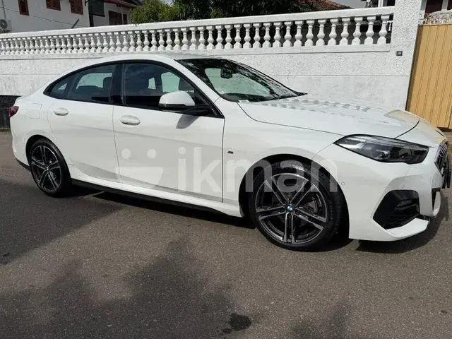 BMW 218I 2024 photo 4