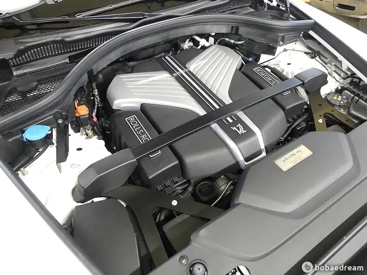 Rolls-Royce Cullinan 2025 photo 5