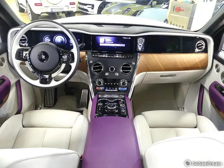 Rolls-Royce Cullinan 2025 photo 4