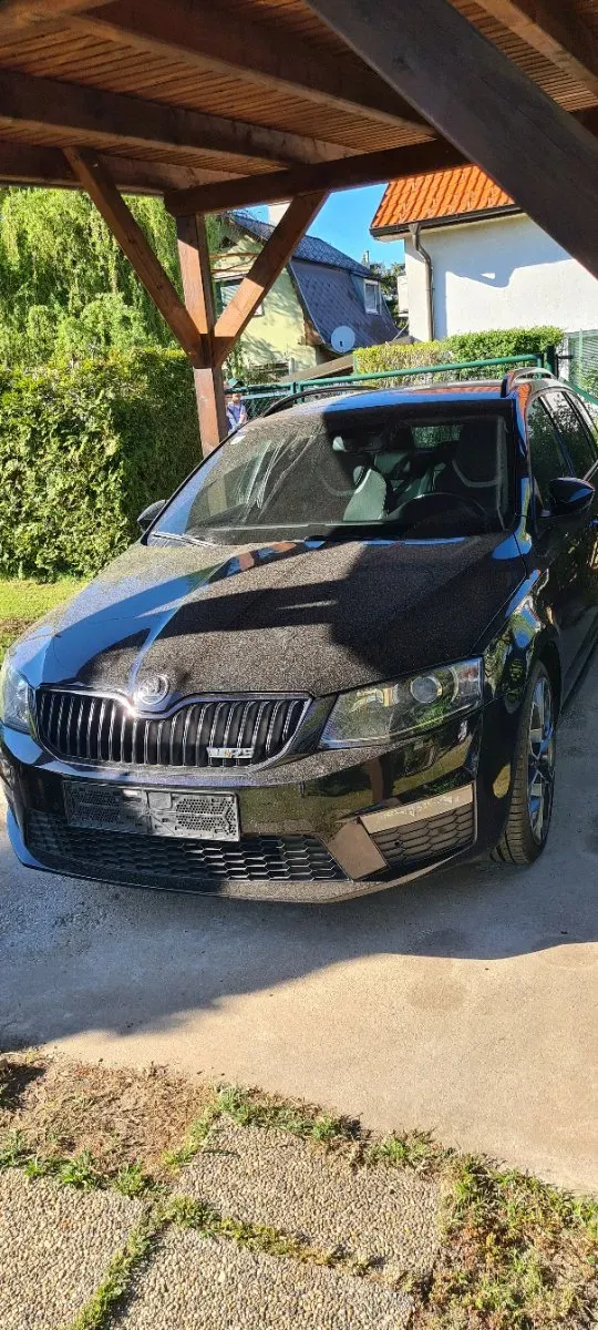 Skoda Octavia 2015 photo 2