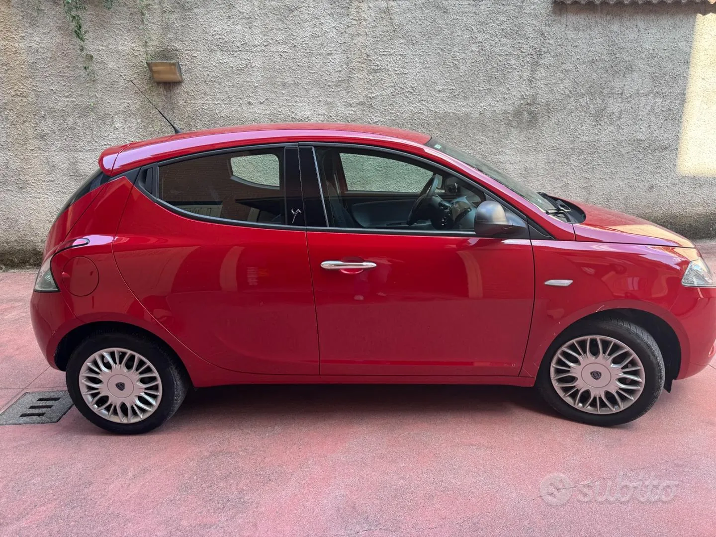 Lancia Ypsilon 2017 photo 2