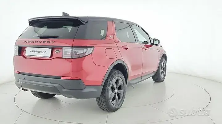 Land Rover Discovery Sport 2024 photo 2
