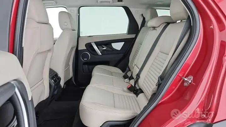 Land Rover Discovery Sport 2024 photo 5
